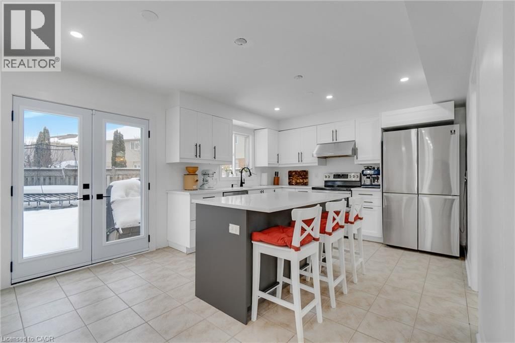 191 HAWKSWOOD TRAIL Image 11