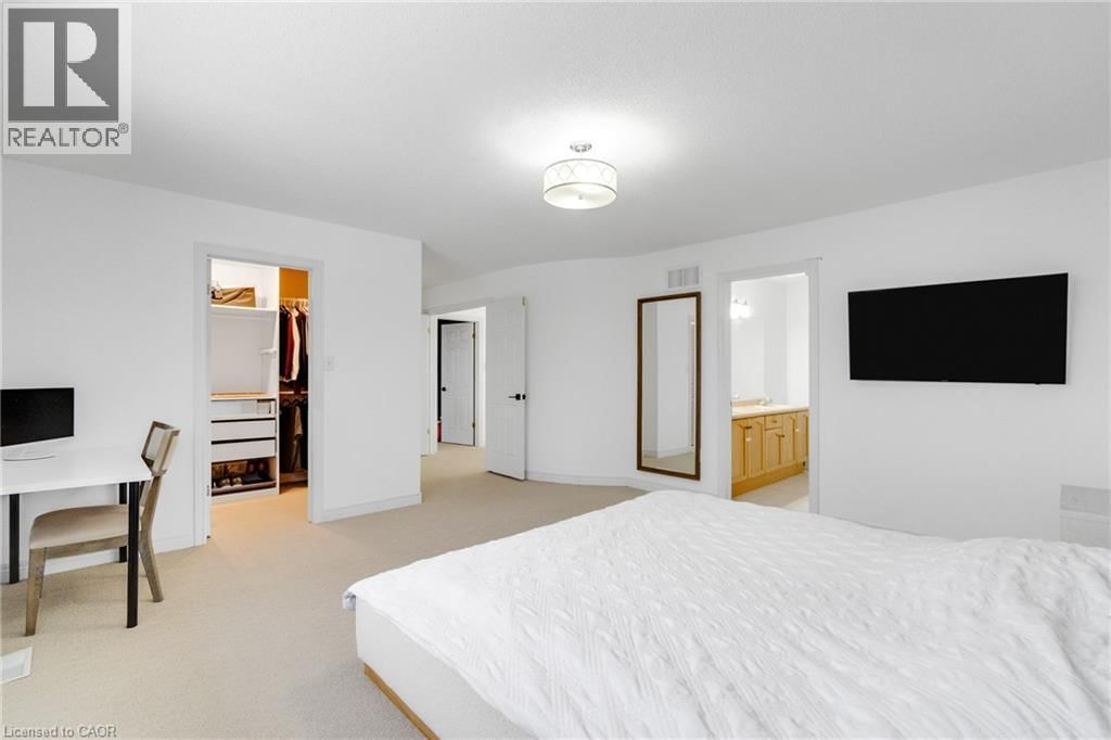 191 HAWKSWOOD TRAIL Image 27