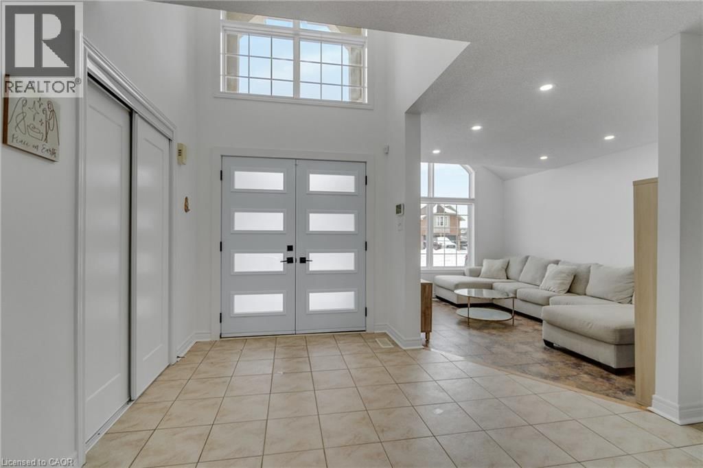 191 HAWKSWOOD TRAIL Image 3