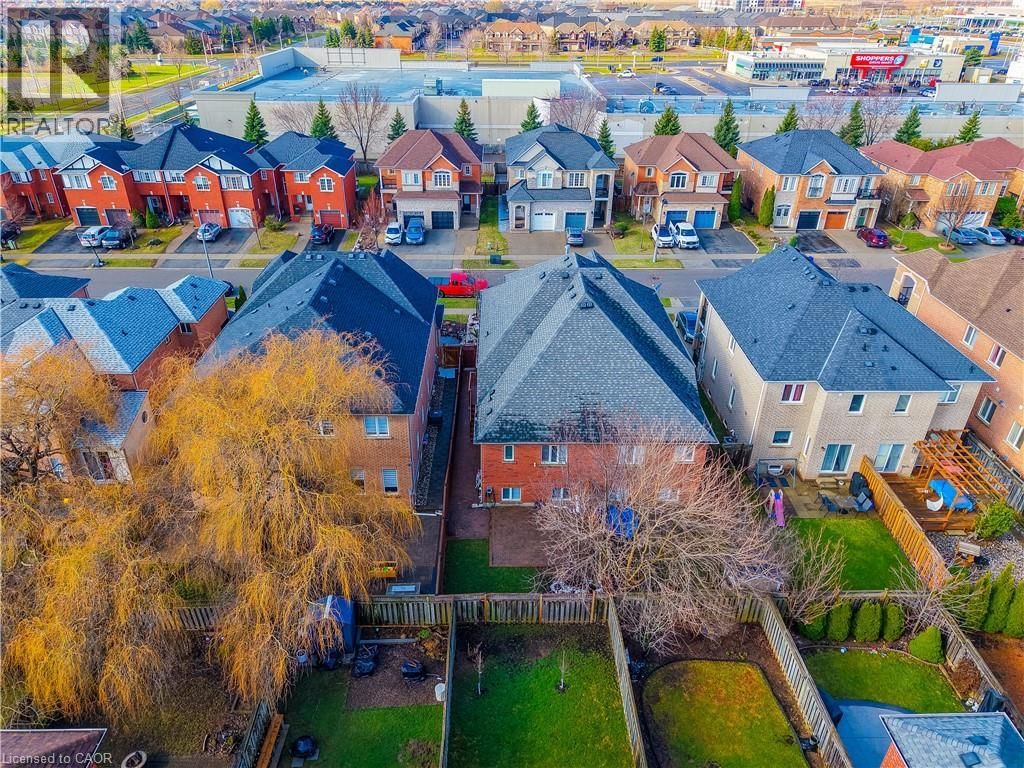 2305 NEWCASTLE CRESCENT Image 45