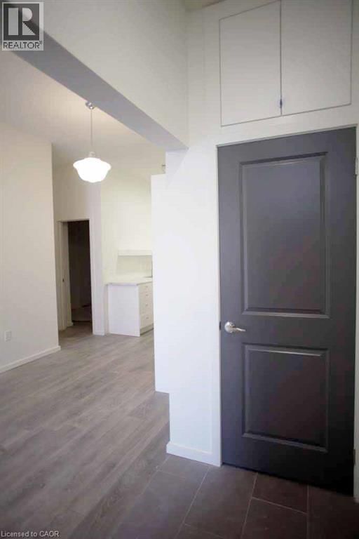 278 JOHN STREET NORTH Image 4