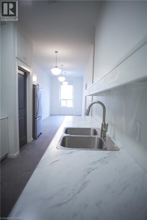 278 JOHN STREET NORTH Image 6