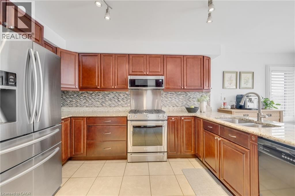 2051 DEER RUN AVENUE Image 11