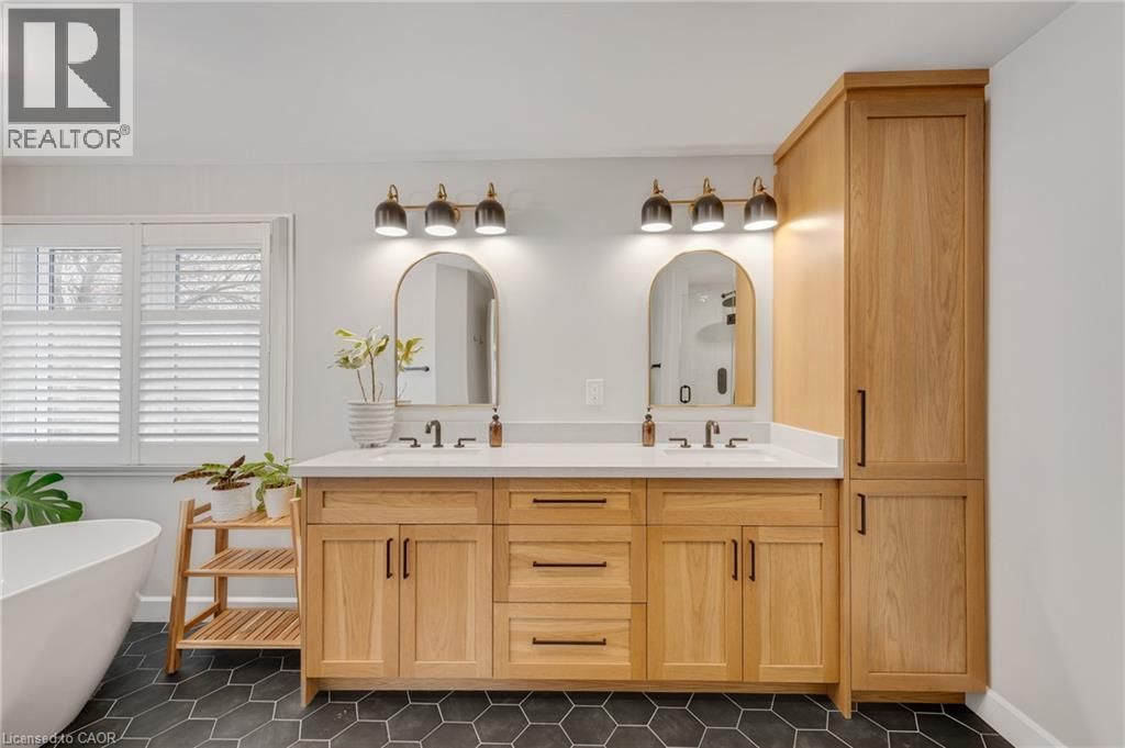 2051 DEER RUN AVENUE Image 20