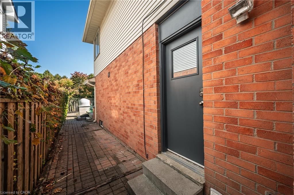 2051 DEER RUN AVENUE Image 36