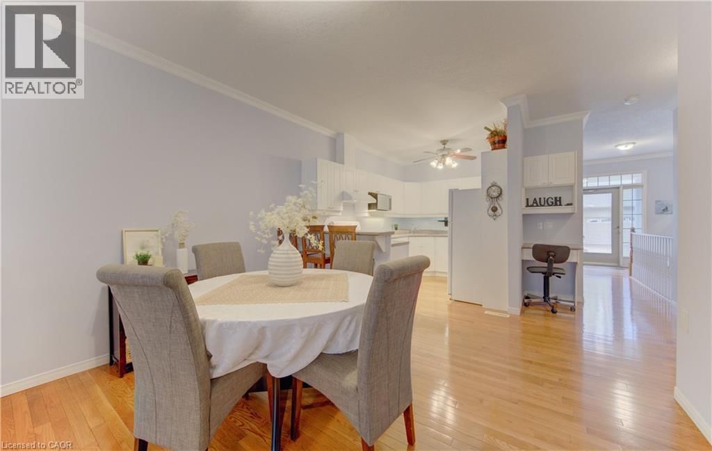 33 - 74 AUTUMN RIDGE TRAIL Image 11