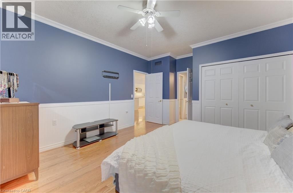 33 - 74 AUTUMN RIDGE TRAIL Image 22