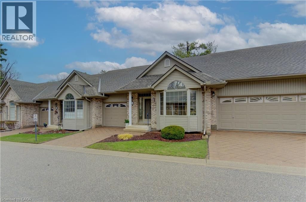 33 - 74 AUTUMN RIDGE TRAIL Image 3