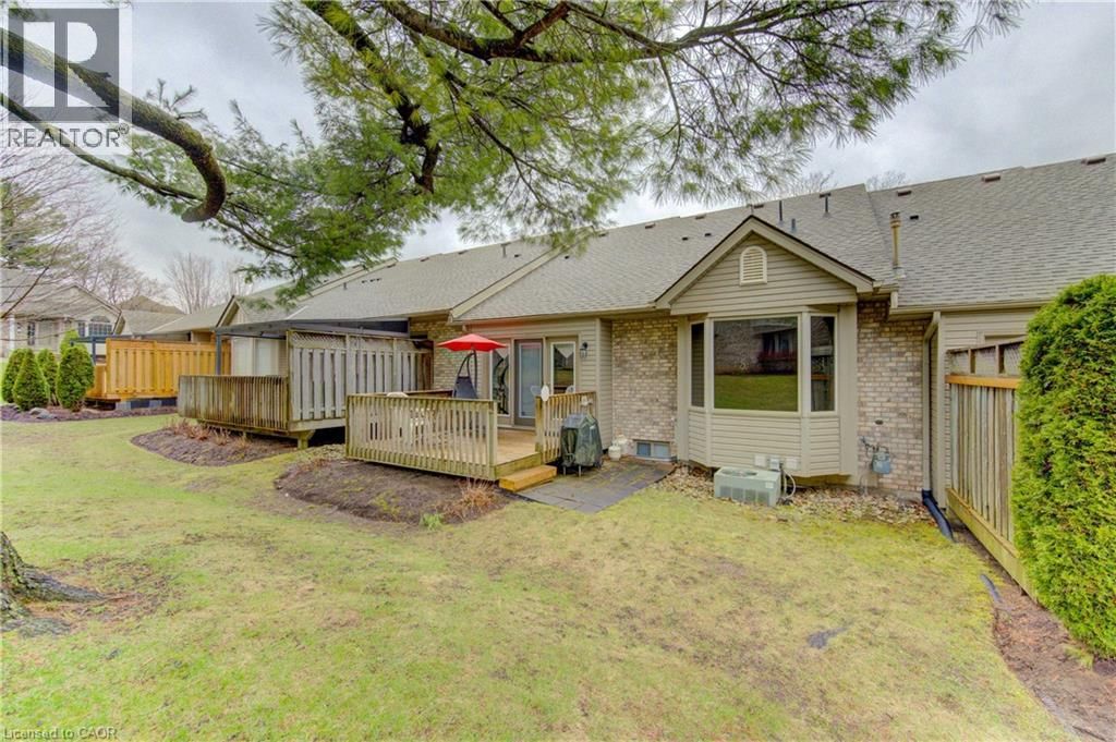 33 - 74 AUTUMN RIDGE TRAIL Image 32