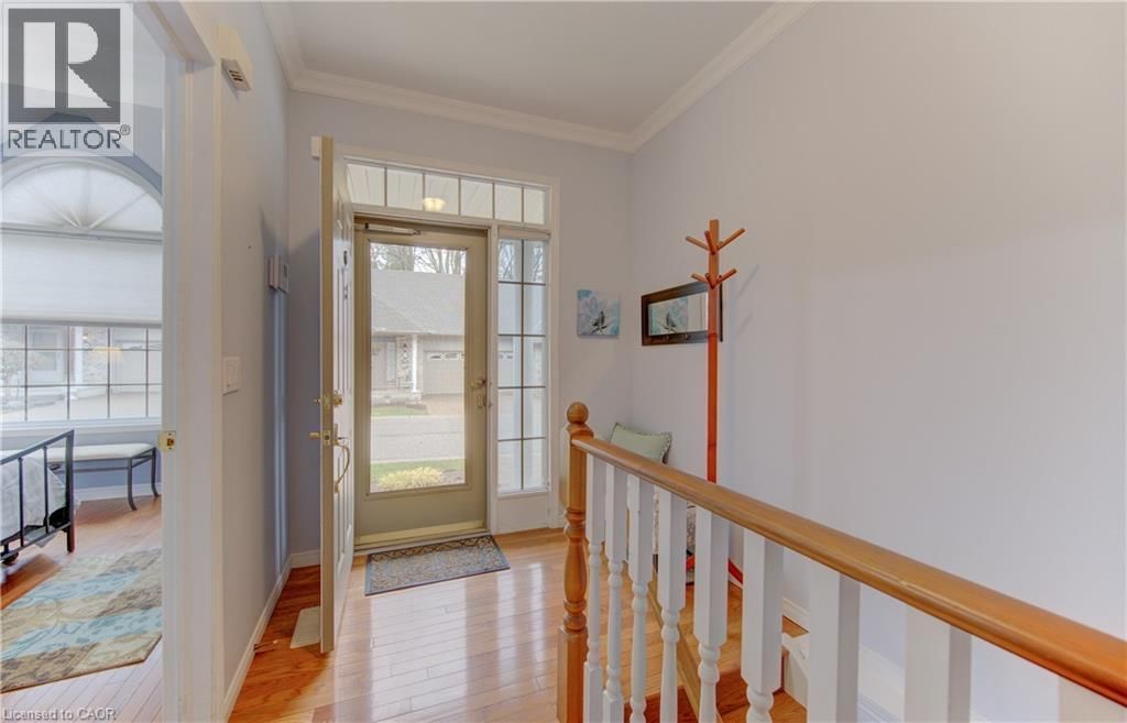 33 - 74 AUTUMN RIDGE TRAIL Image 4