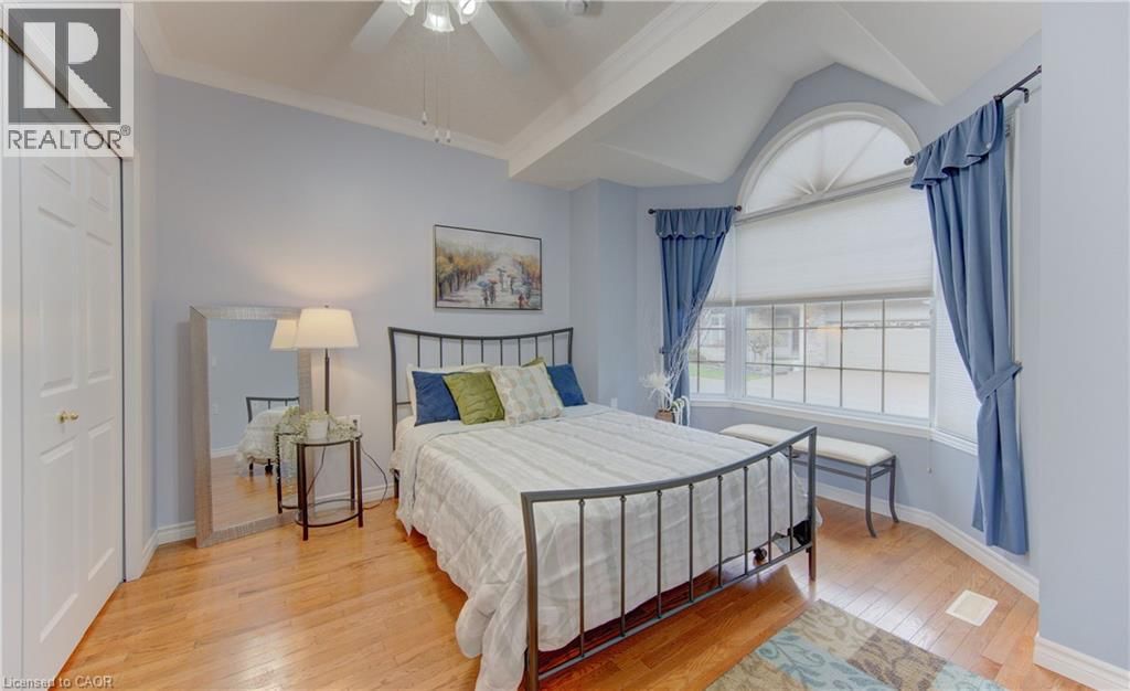 33 - 74 AUTUMN RIDGE TRAIL Image 6