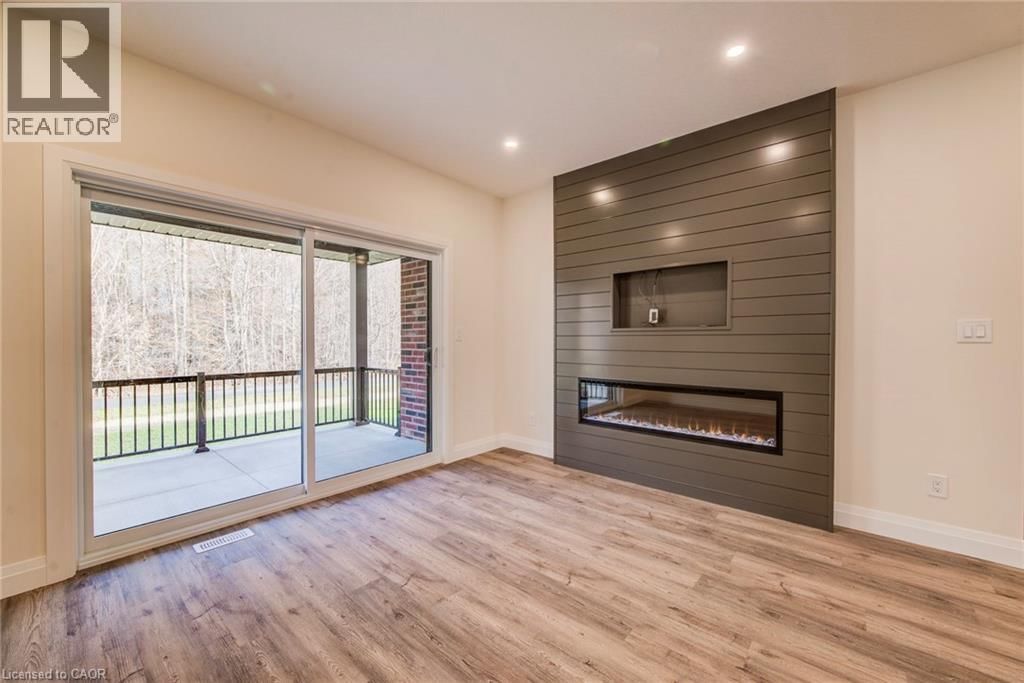 27 TUPELO CRESCENT Image 22