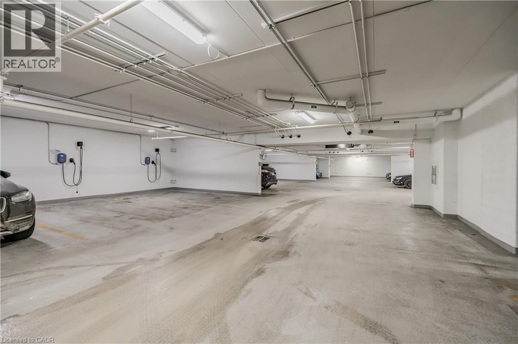 1604 - 50 GRAND AVENUE SOUTH Image 42