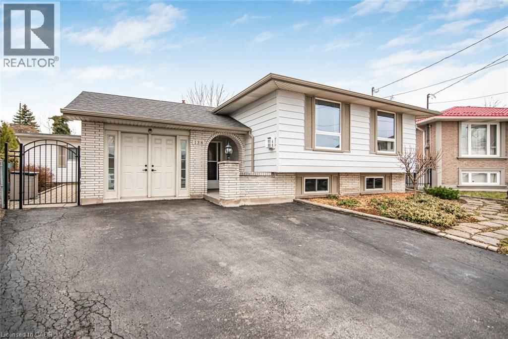 138 GREENINGDON DRIVE Image 2