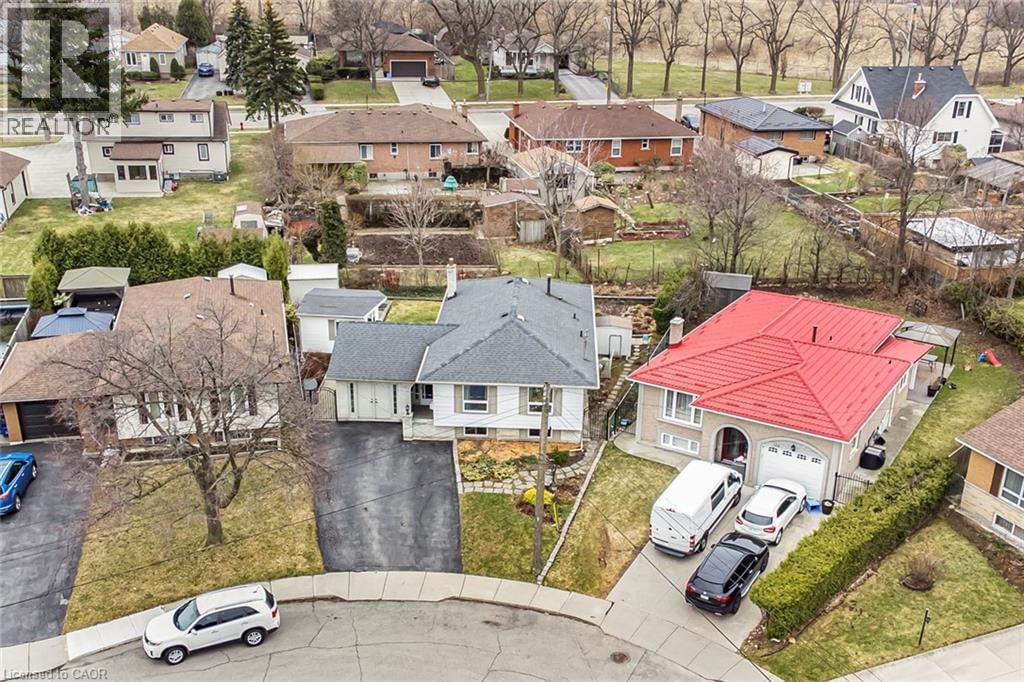 138 GREENINGDON DRIVE Image 3