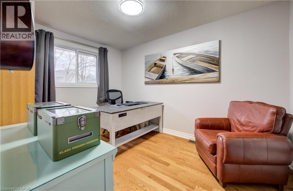 4 RONALD ROAD Image 14