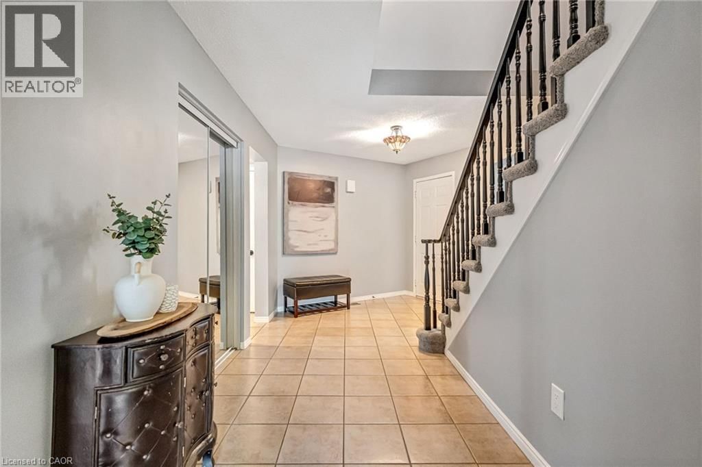 70 STRAWBERRY DRIVE Image 3