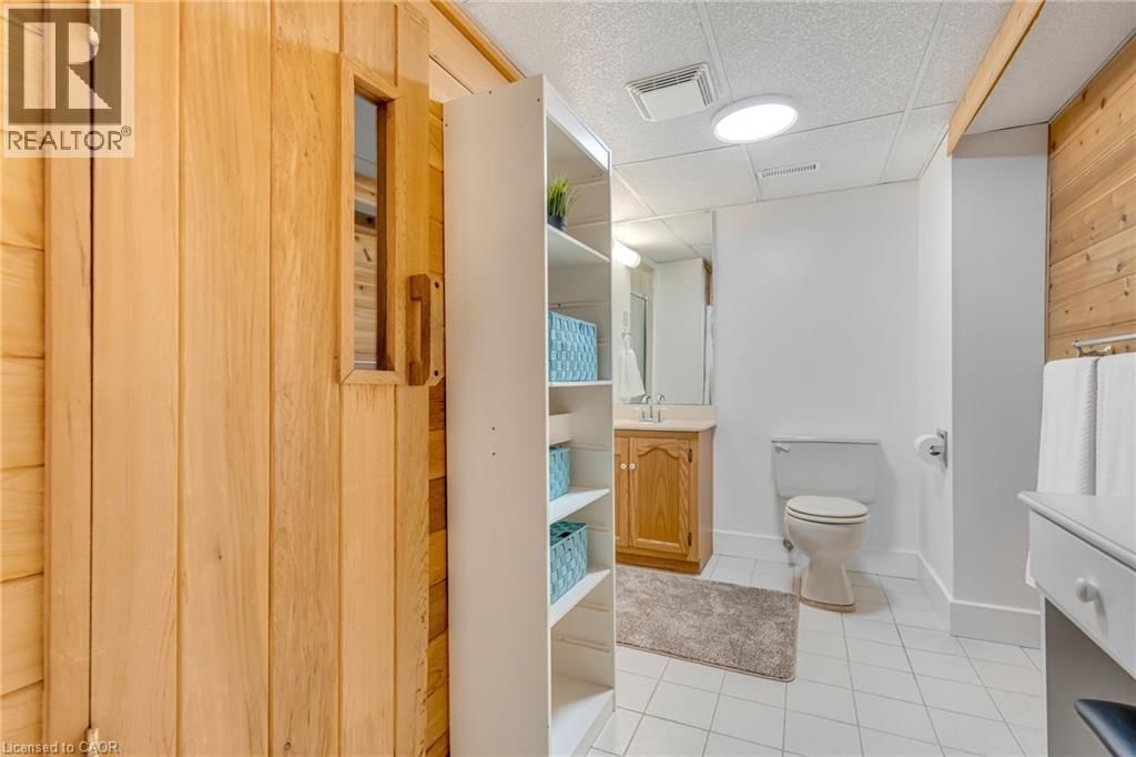 70 STRAWBERRY DRIVE Image 33