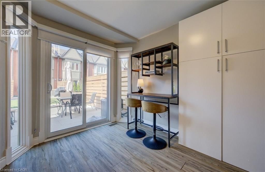 617 - 895 MAPLE AVENUE Image 17