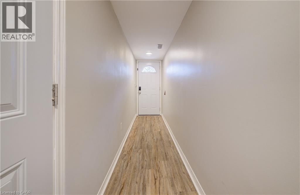 617 - 895 MAPLE AVENUE Image 4