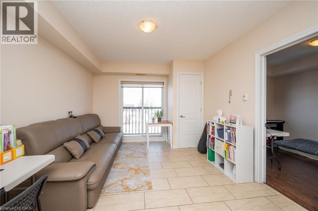 204 - 886 GOLF LINKS ROAD Image 22