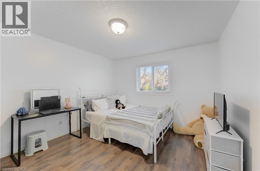 36 LILYWOOD DRIVE Image 21