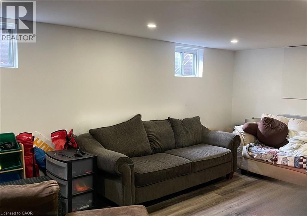 12 - 4026 LONGMOOR DRIVE Image 7