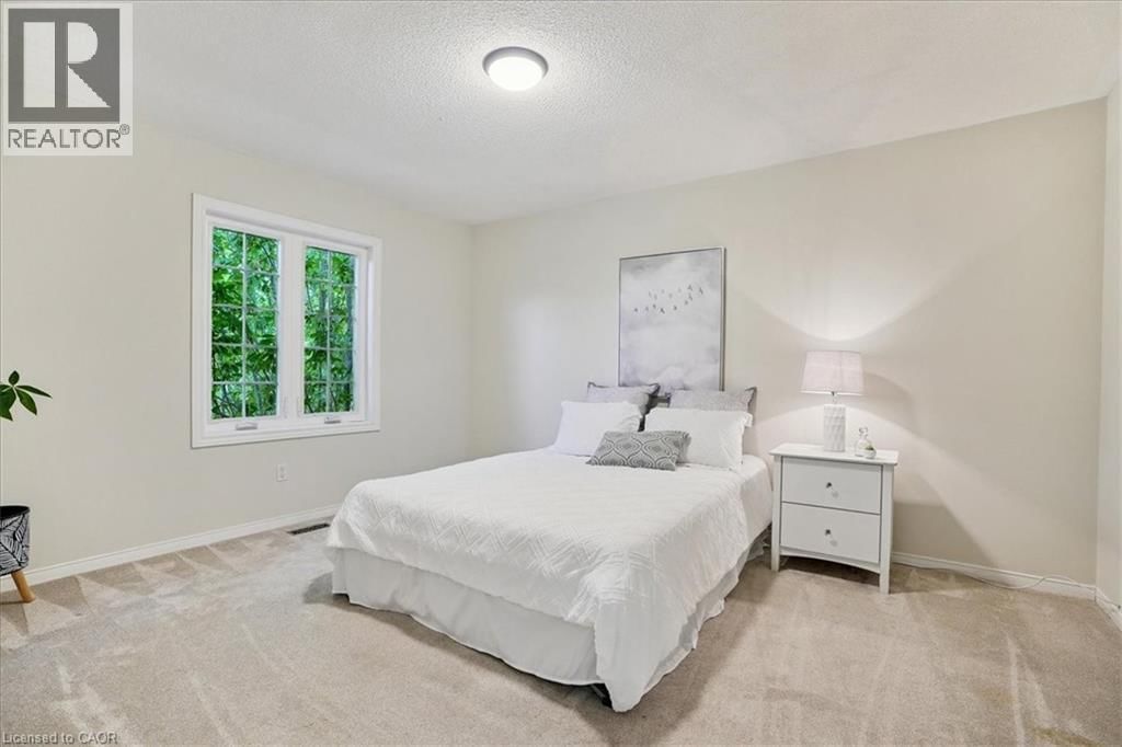 105 RIVER GLEN BOULEVARD Image 16