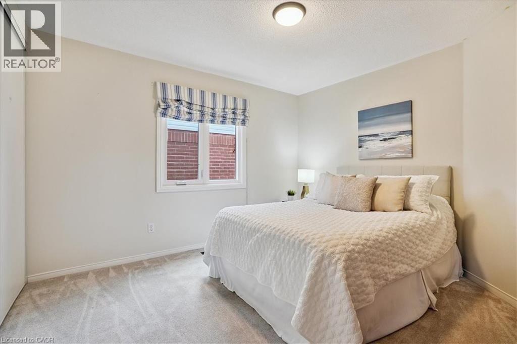 105 RIVER GLEN BOULEVARD Image 17