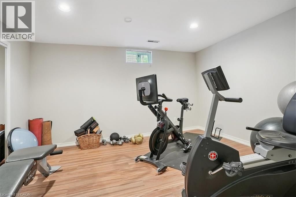 105 RIVER GLEN BOULEVARD Image 26