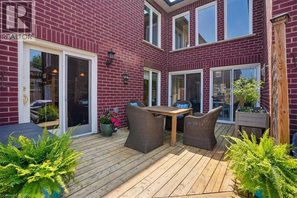 105 RIVER GLEN BOULEVARD Image 27