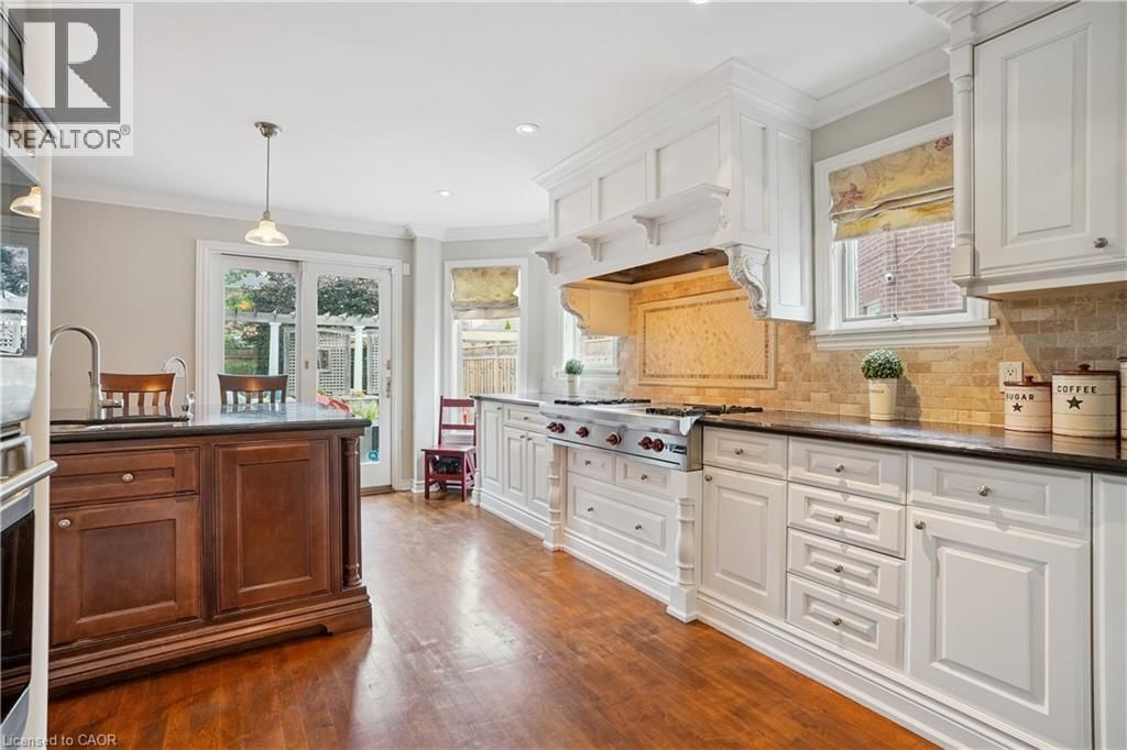 105 RIVER GLEN BOULEVARD Image 4