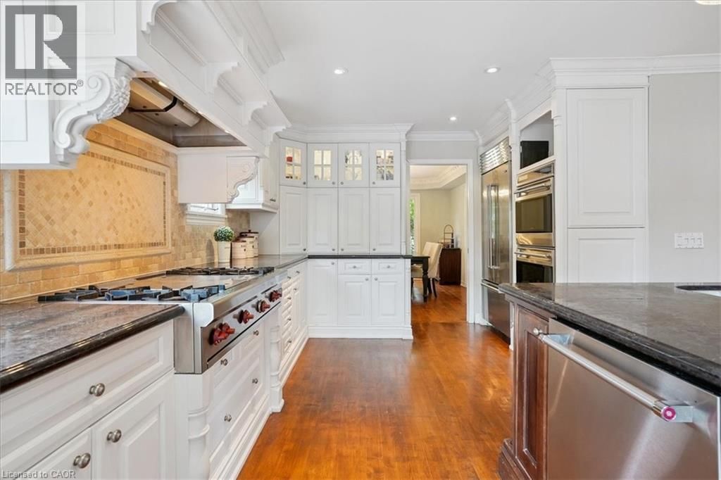 105 RIVER GLEN BOULEVARD Image 5