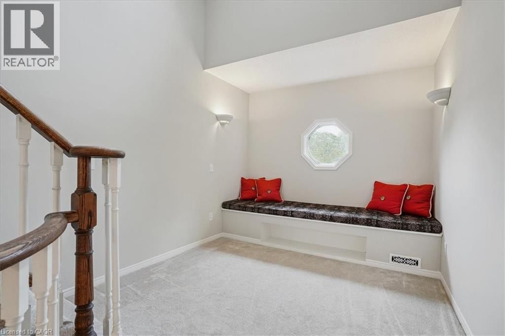 105 RIVER GLEN BOULEVARD Image 9