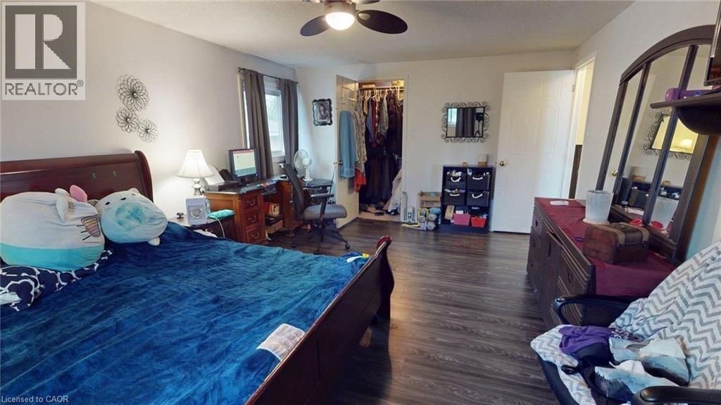 48 TAMVALE CRESCENT Image 17