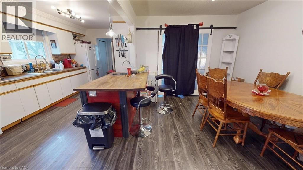 48 TAMVALE CRESCENT Image 5