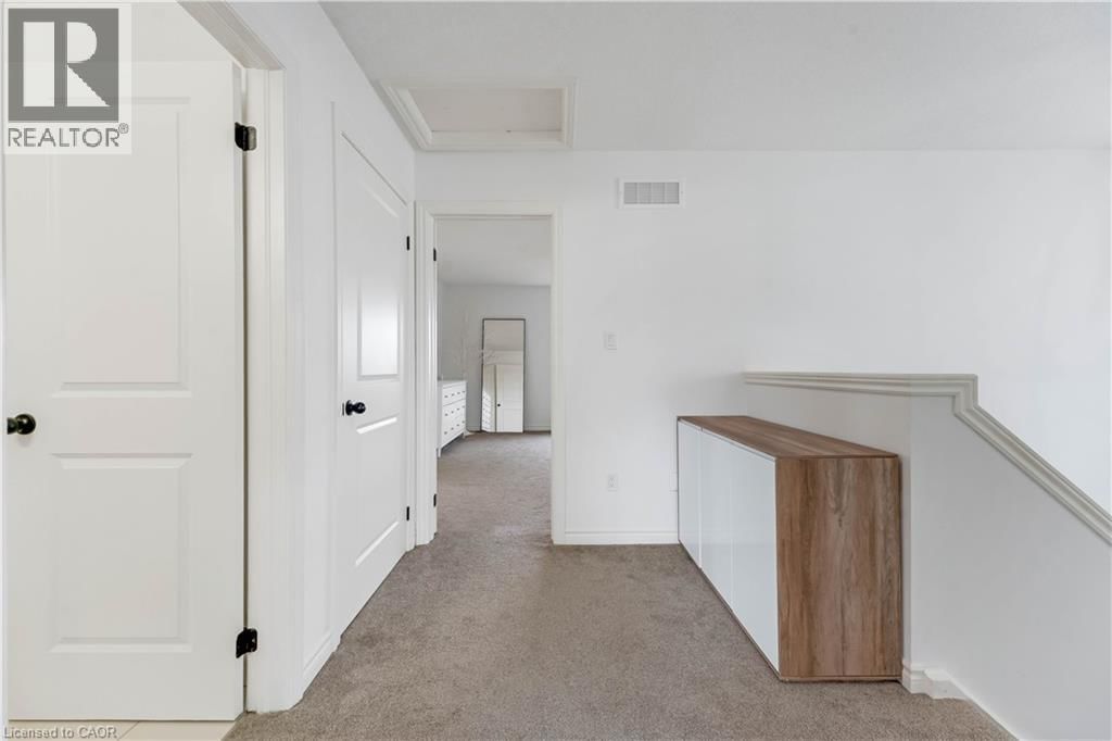 297 MIDDLETON AVENUE Image 17