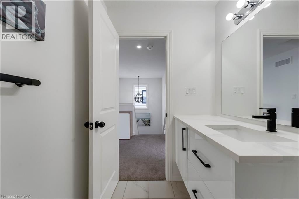 297 MIDDLETON AVENUE Image 19