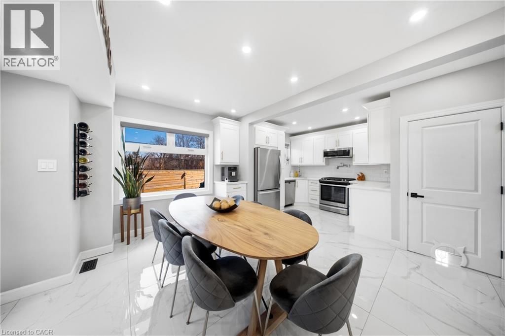 273 STINSON CRESCENT Image 12