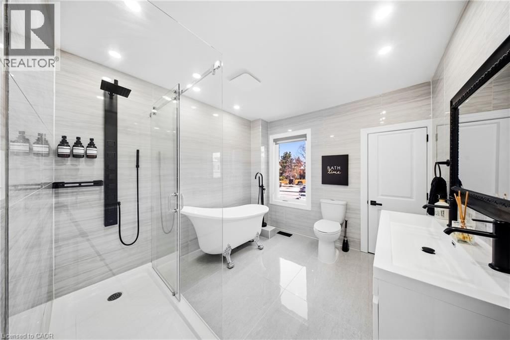 273 STINSON CRESCENT Image 28