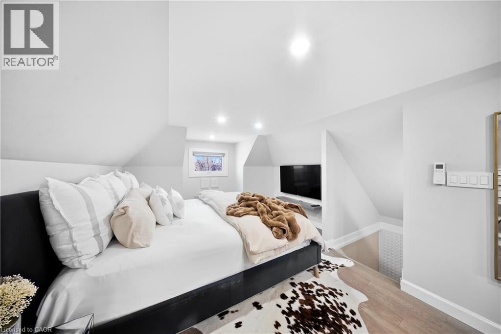 273 STINSON CRESCENT Image 37