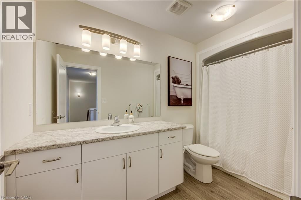 38 CANARY STREET Image 29