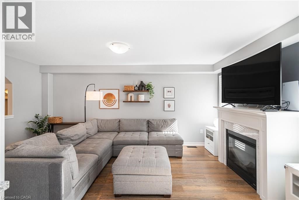 212 WESTBANK TRAIL Image 10