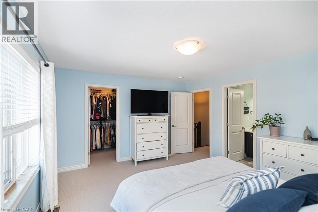 212 WESTBANK TRAIL Image 28