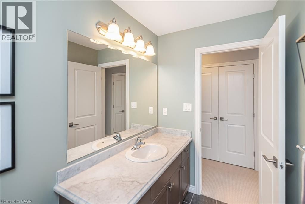 212 WESTBANK TRAIL Image 33