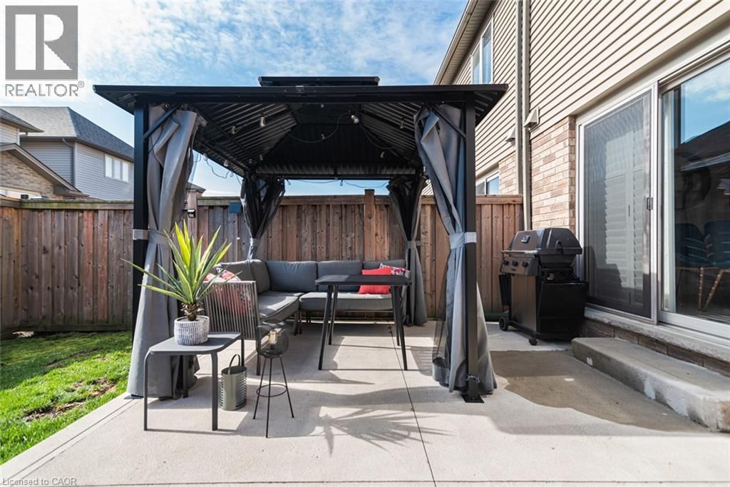 212 WESTBANK TRAIL Image 39