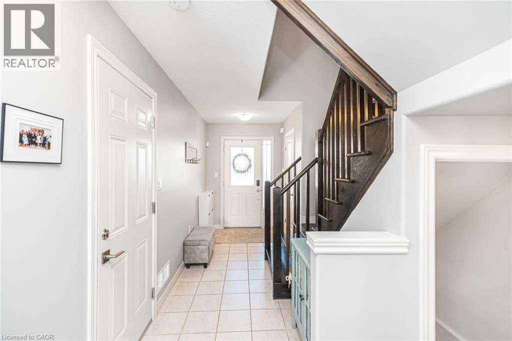 212 WESTBANK TRAIL Image 5