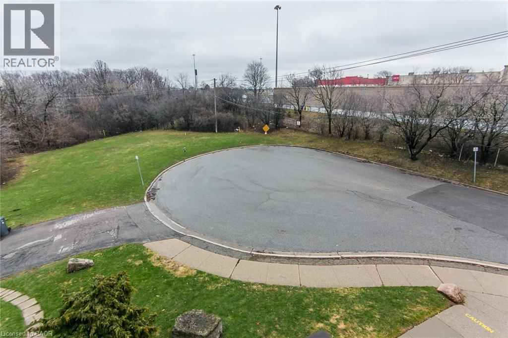 308 - 4 AVALON PLACE Image 30