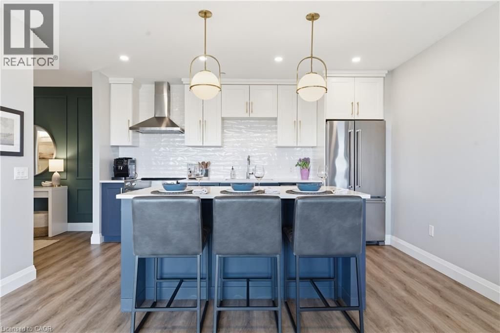 805 - 332 GOSLING GARDENS Image 19