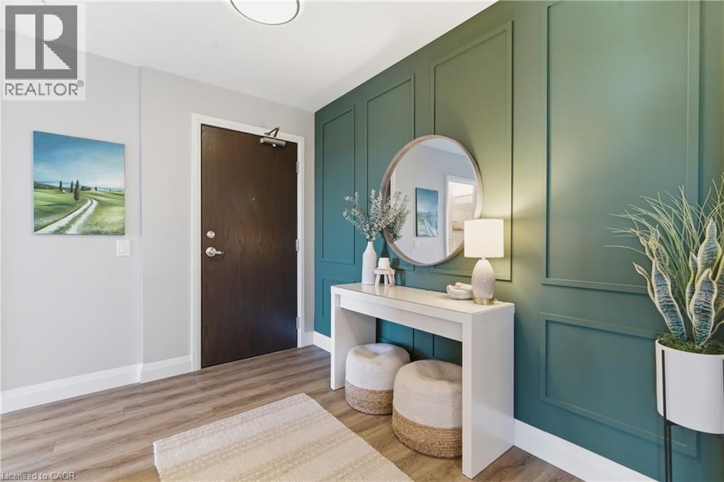 805 - 332 GOSLING GARDENS Image 2